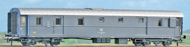 Baggage/mail car type DUz 95000<br /><a href='images/pictures/ACME/220917_c.jpg' target='_blank'>Full size image</a>